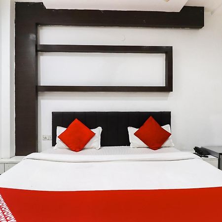 Oyo Flagship Just-9 Inn Near Sahara Ganj Mall Lakhnau Kültér fotó
