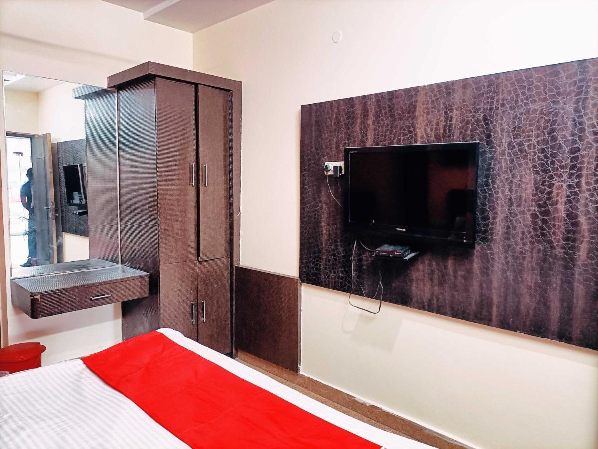 Oyo Flagship Just-9 Inn Near Sahara Ganj Mall Lakhnau Kültér fotó